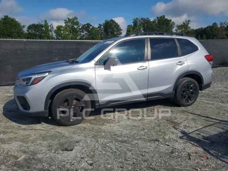 2021 Subaru Forester photo