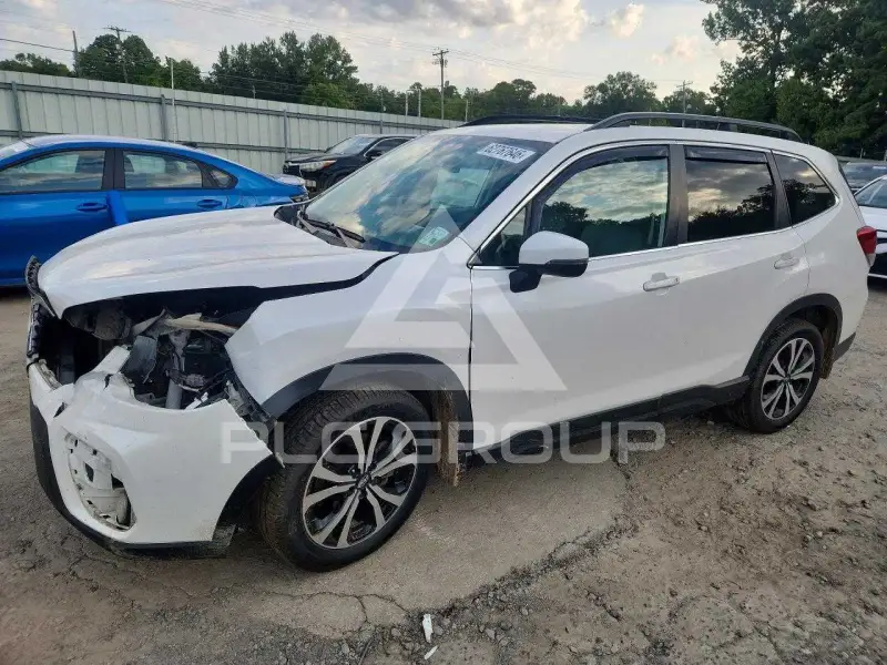 2021 Subaru Forester photo