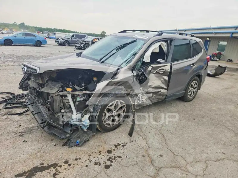 2021 Subaru Forester photo