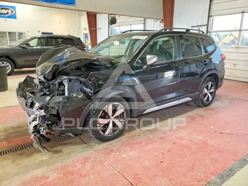 2021 Subaru Forester photo