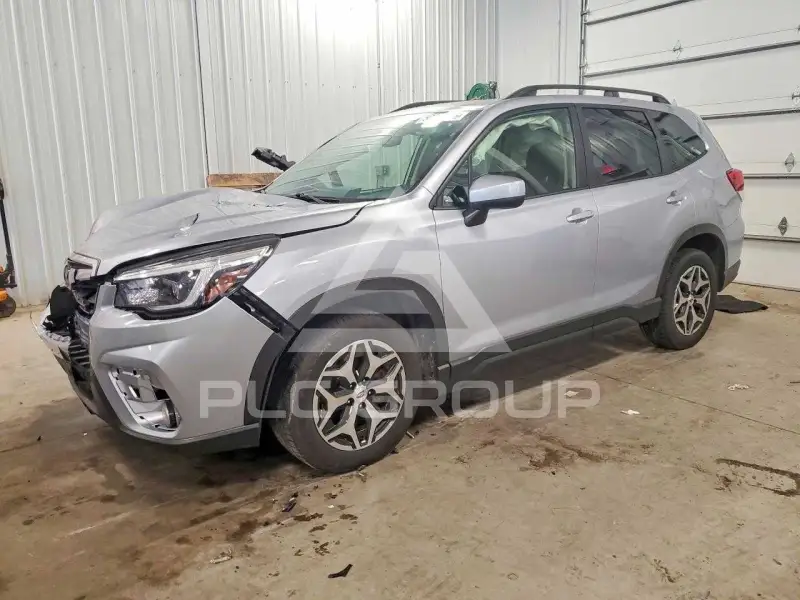 2021 Subaru Forester photo
