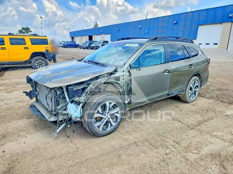 2021 Subaru Outback photo