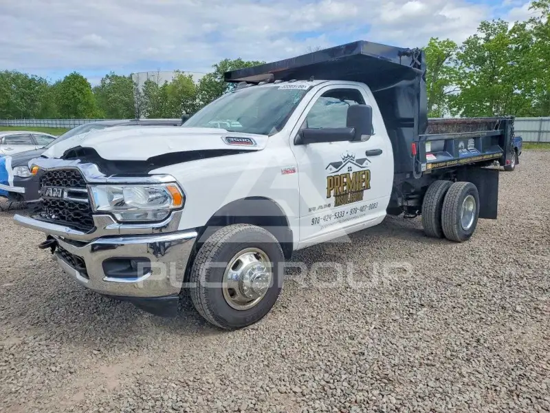 2021 Dodge 3500 фото
