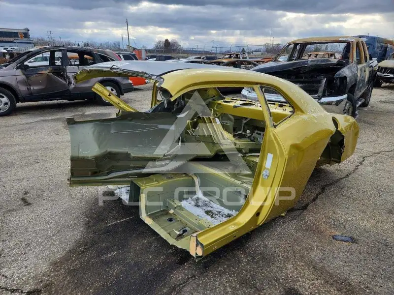 2021 Dodge CHALLENGER photo