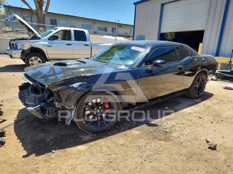 2021 Dodge CHALLENGER photo