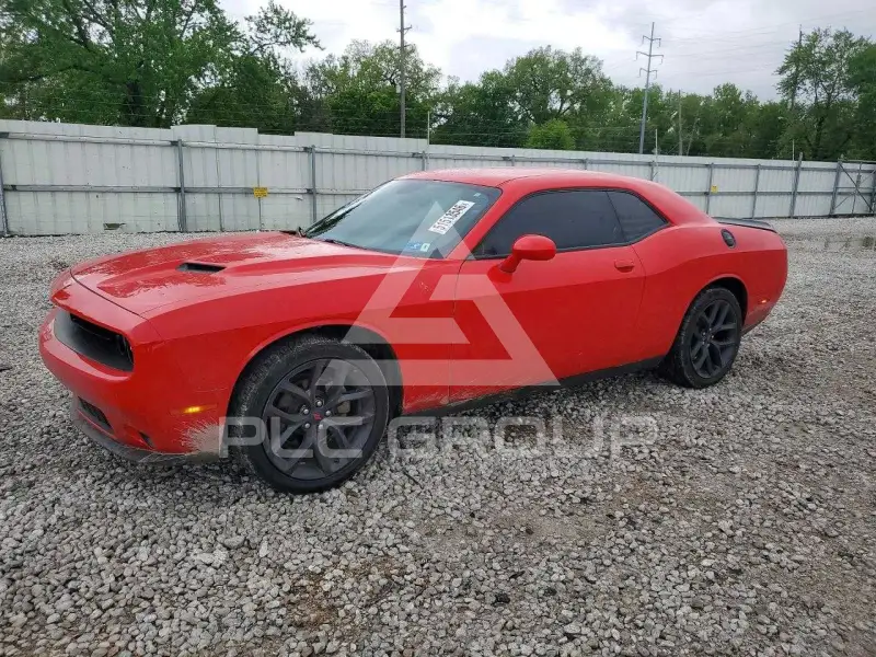 2021 Dodge CHALLENGER photo