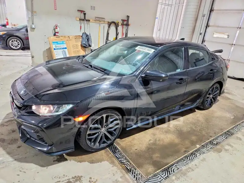 2021 Honda CIVIC фото