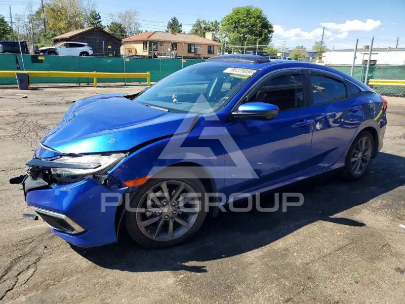 2021 Honda CIVIC фото