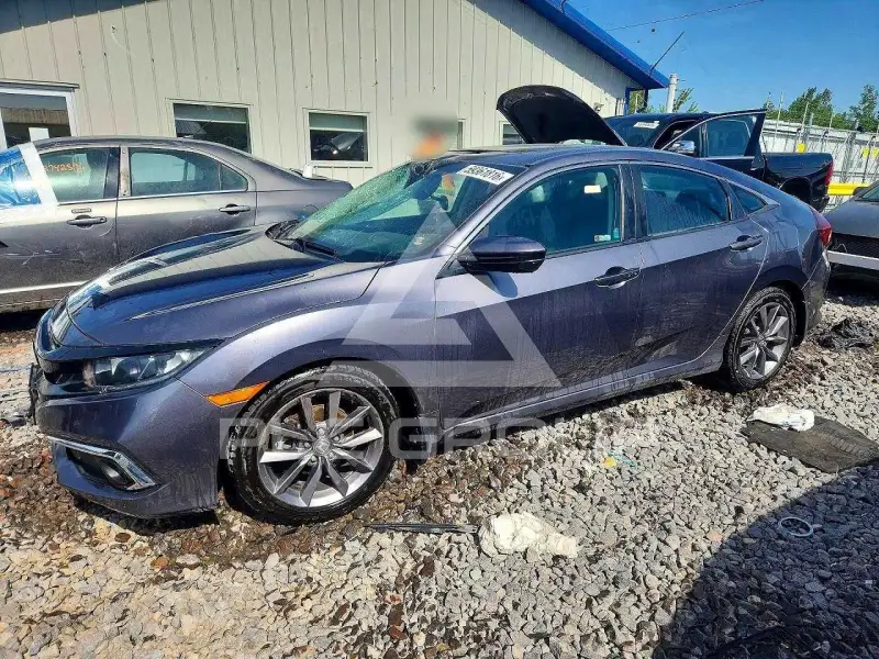 2021 Honda CIVIC фото