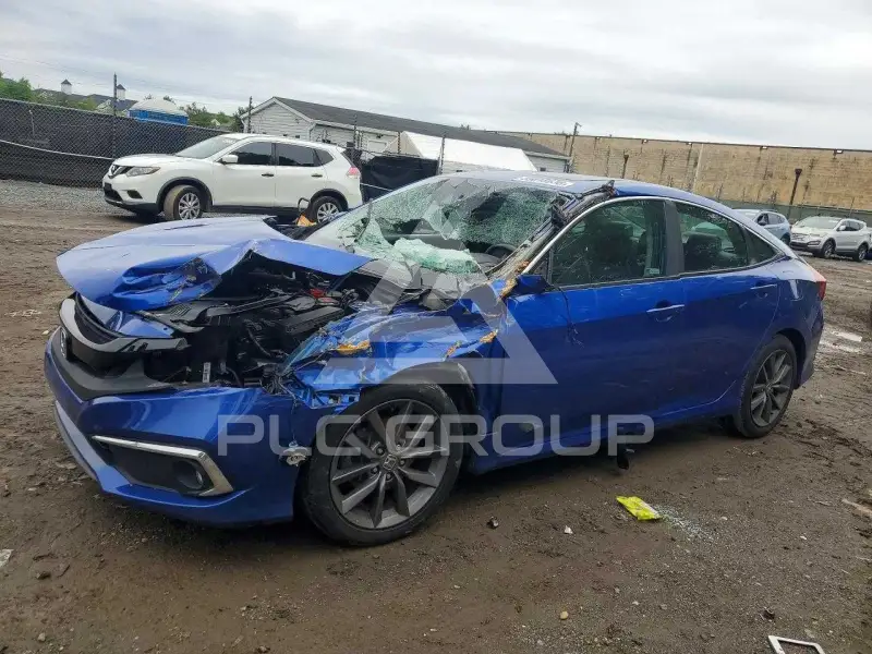 2021 Honda CIVIC фото