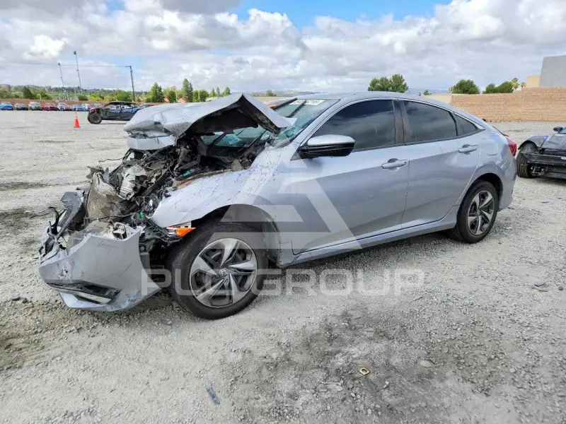 2021 Honda CIVIC фото
