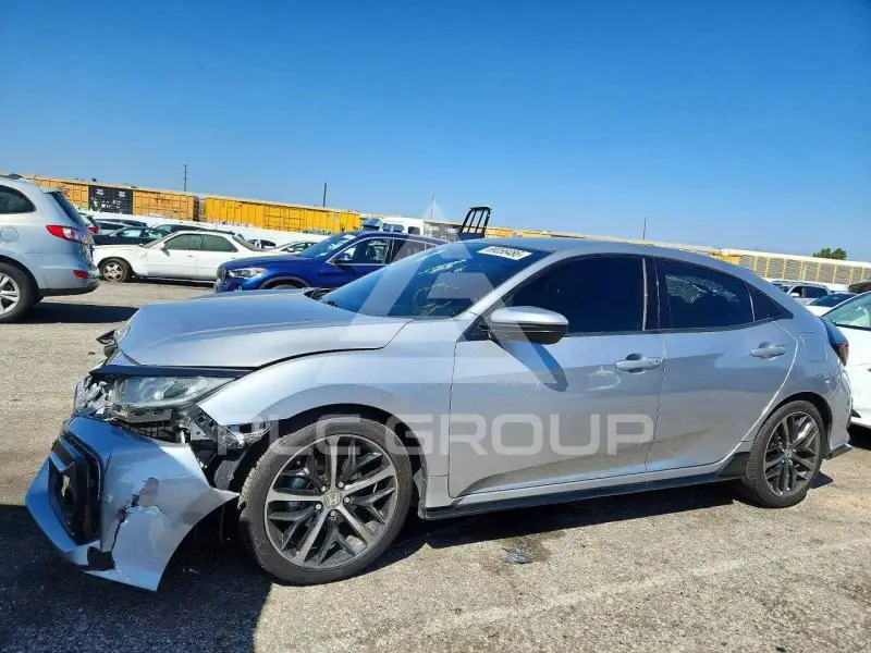 2021 Honda CIVIC photo