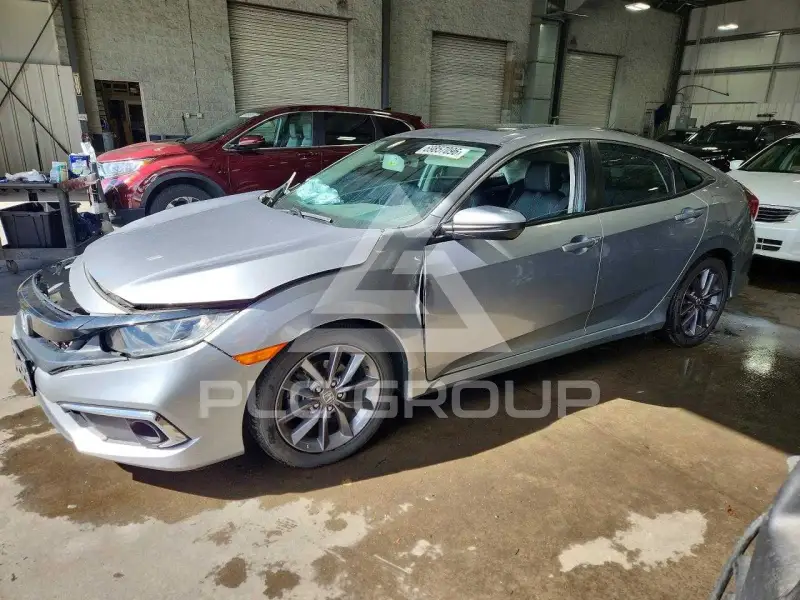 2021 Honda CIVIC фото