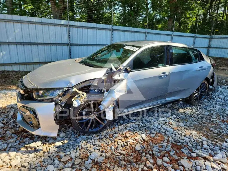 2021 Honda CIVIC photo