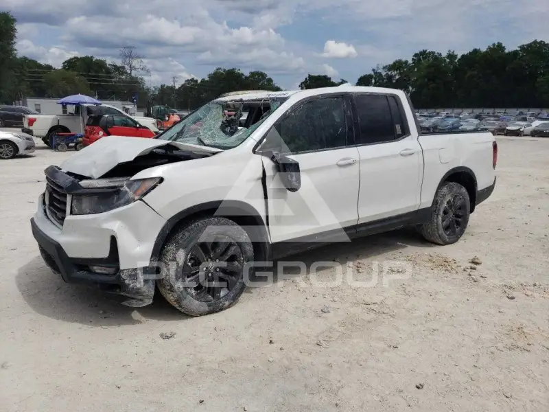 2021 Honda RIDGELINE фото
