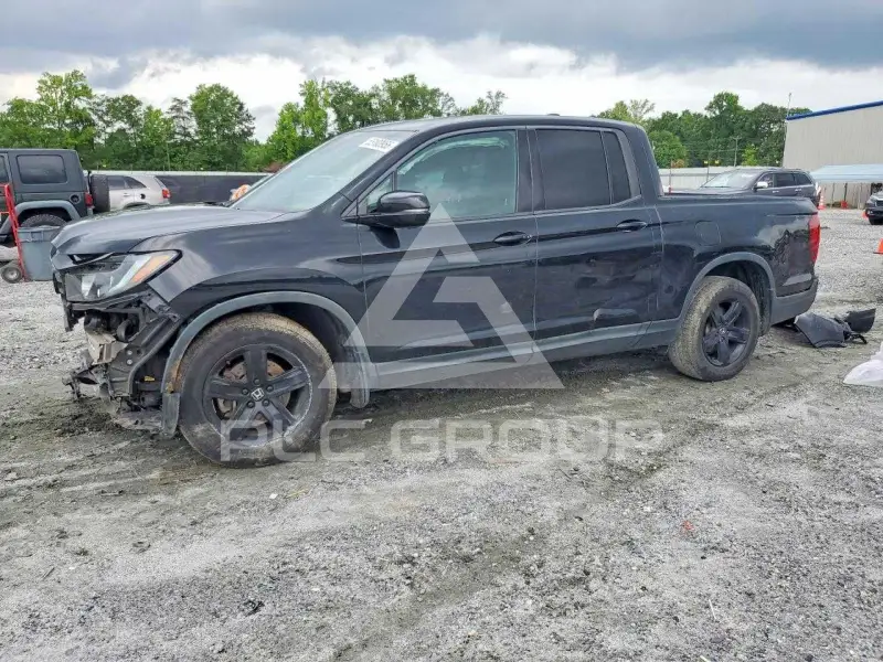 2021 Honda RIDGELINE фото