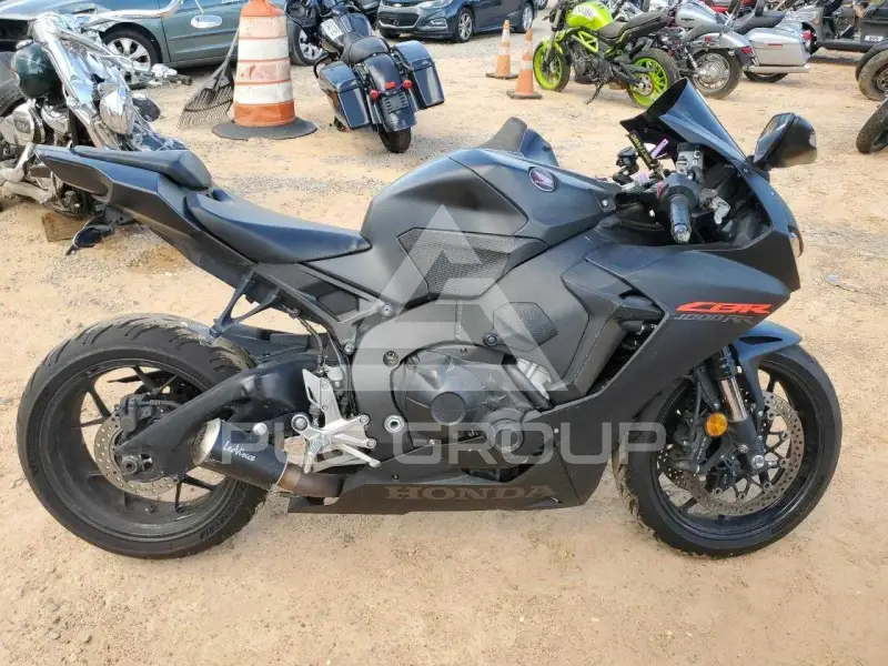 2021 Honda CBR фото