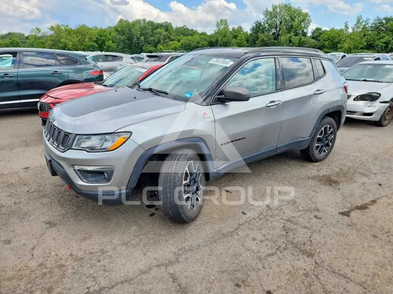 2021 Jeep COMPASS photo