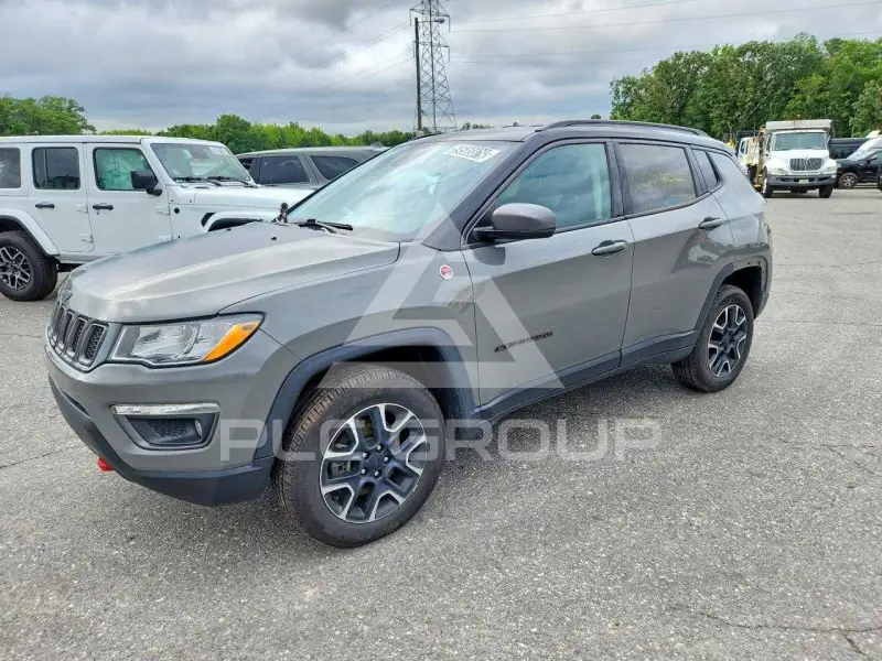 2021 Jeep COMPASS photo