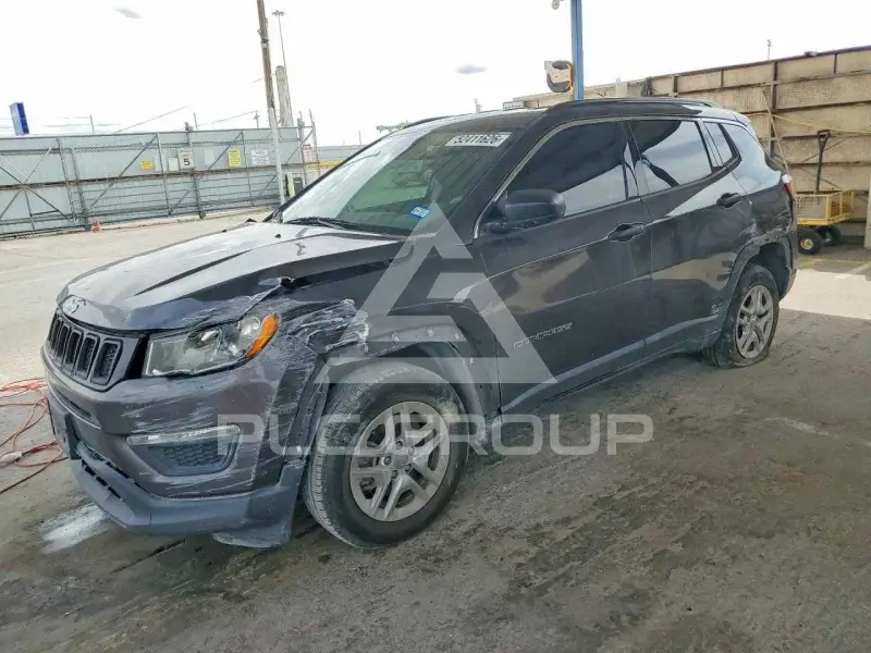 2021 Jeep COMPASS photo