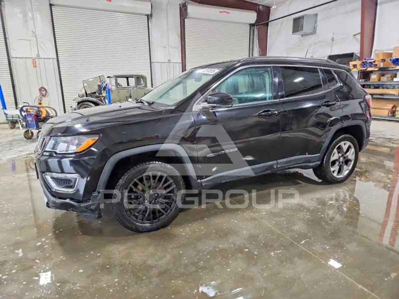 2021 Jeep COMPASS photo
