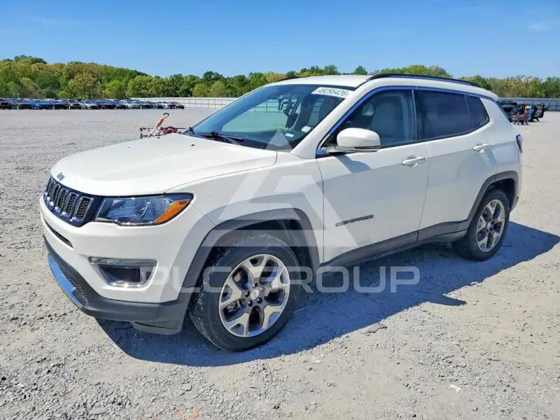 2021 Jeep COMPASS photo