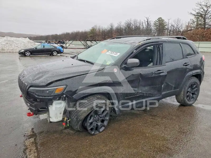 2021 Jeep CHEROKEE photo