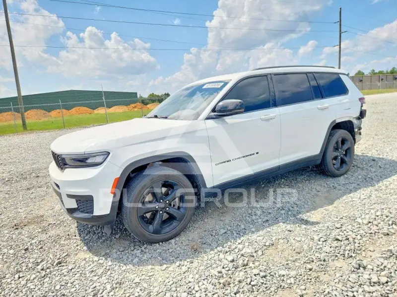 2021 Jeep CHEROKEE photo