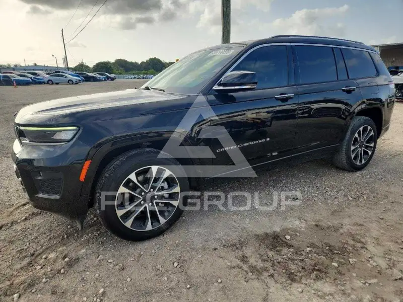 2021 Jeep CHEROKEE photo