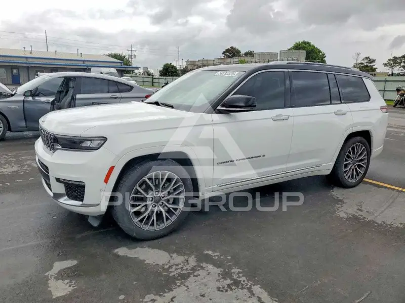 2021 Jeep CHEROKEE photo