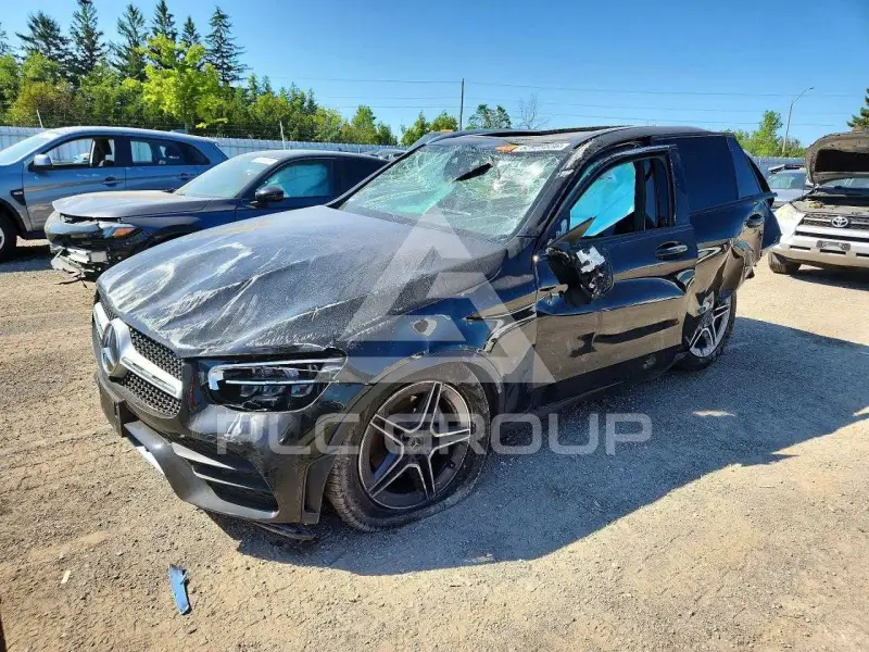 2021 Mercedes Benz GLC 300 фото