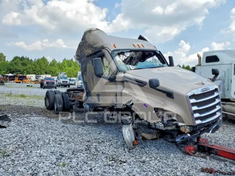 2021 Freightliner All Other фото