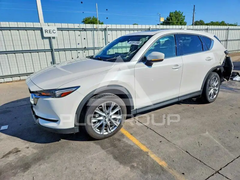 2021 Mazda CX-5 photo