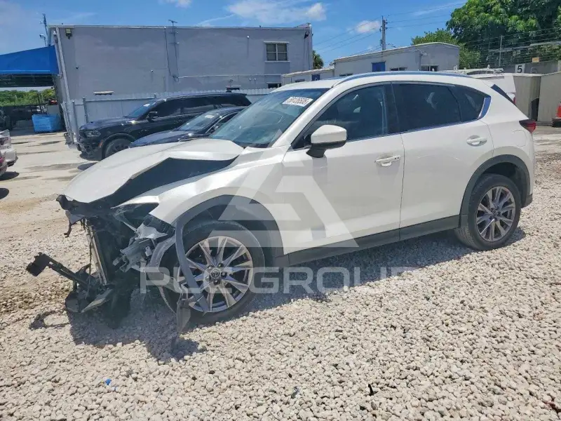 2021 Mazda CX-5 photo