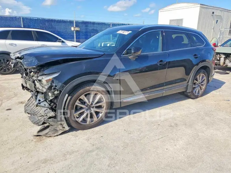 2021 Mazda CX-9 photo