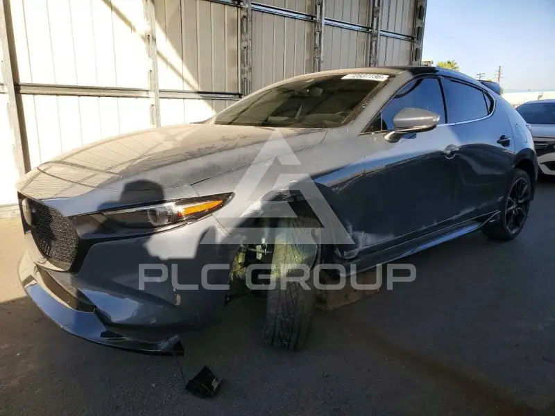 2021 Mazda 3 photo