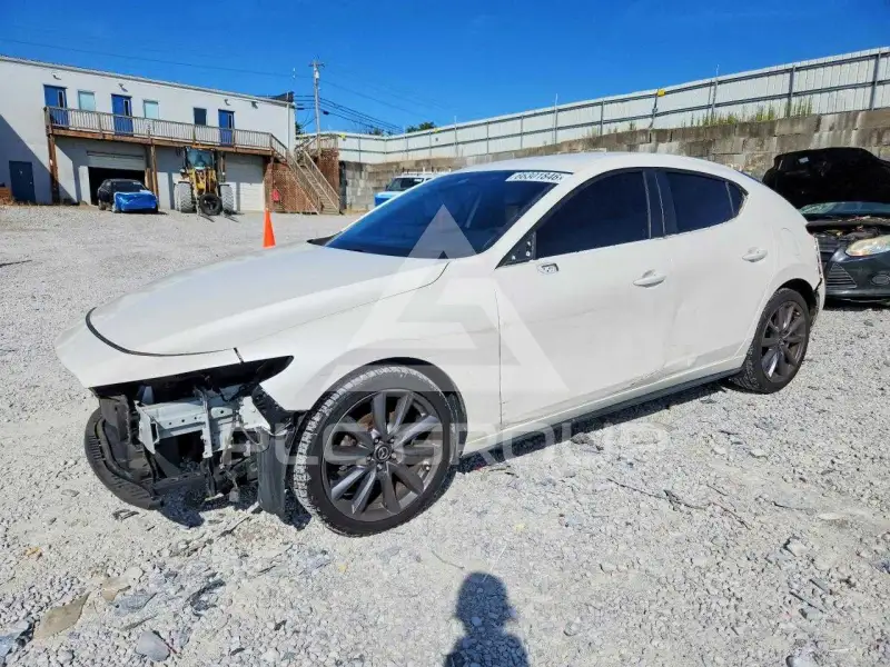 2021 Mazda 3 photo