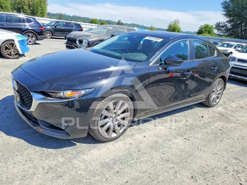 2021 Mazda 3 photo