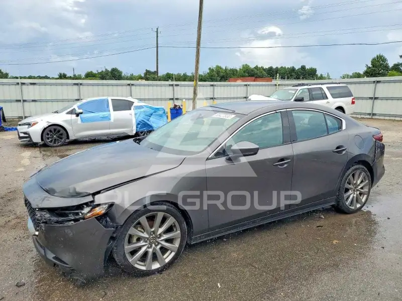 2021 Mazda 3 фото