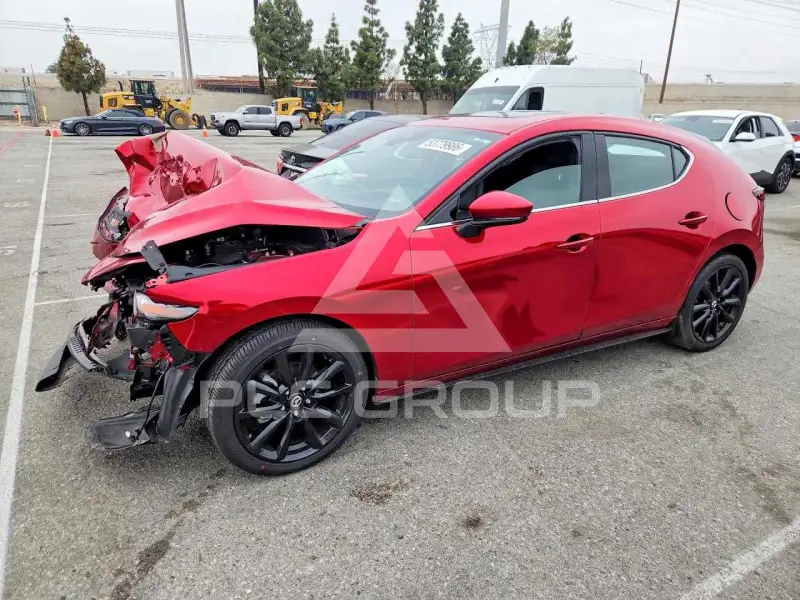 2021 Mazda 3 photo