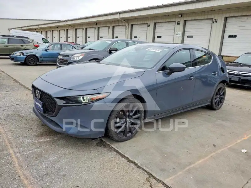 2021 Mazda 3 photo