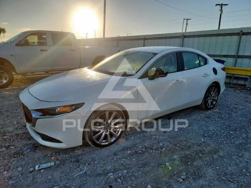 2021 Mazda 3 VIN: JM1BPBAYXM1343662 з США - PLC Group