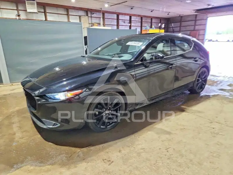 2021 Mazda 3 photo