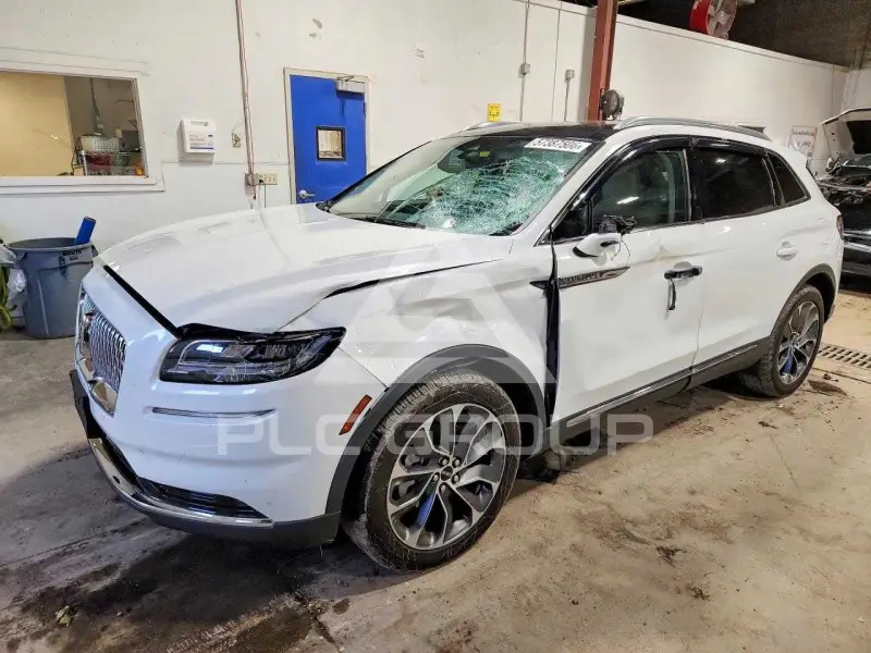2021 Lincoln NAUTILUS photo