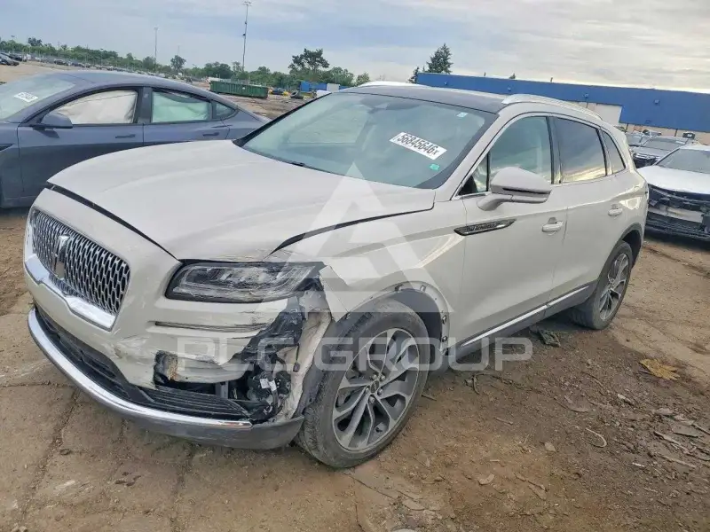 2021 Lincoln NAUTILUS photo