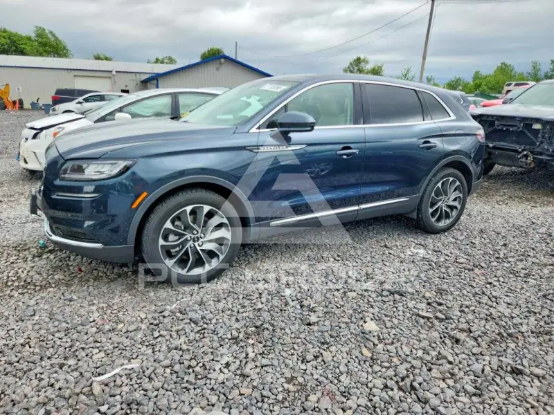 2021 Lincoln NAUTILUS photo