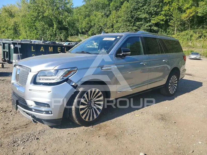 2021 Lincoln NAVIGATOR photo