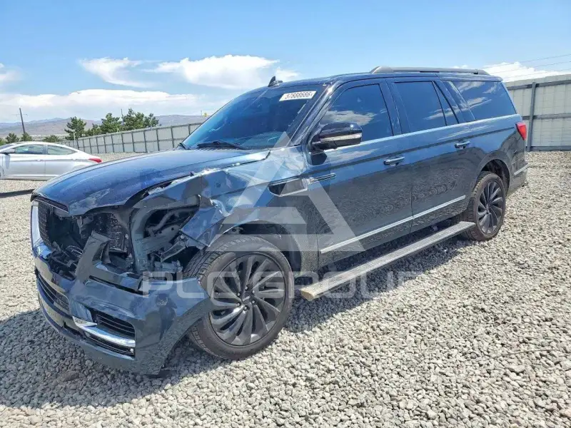 2021 Lincoln NAVIGATOR photo