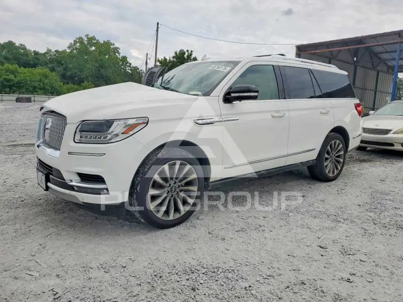 2021 Lincoln NAVIGATOR photo