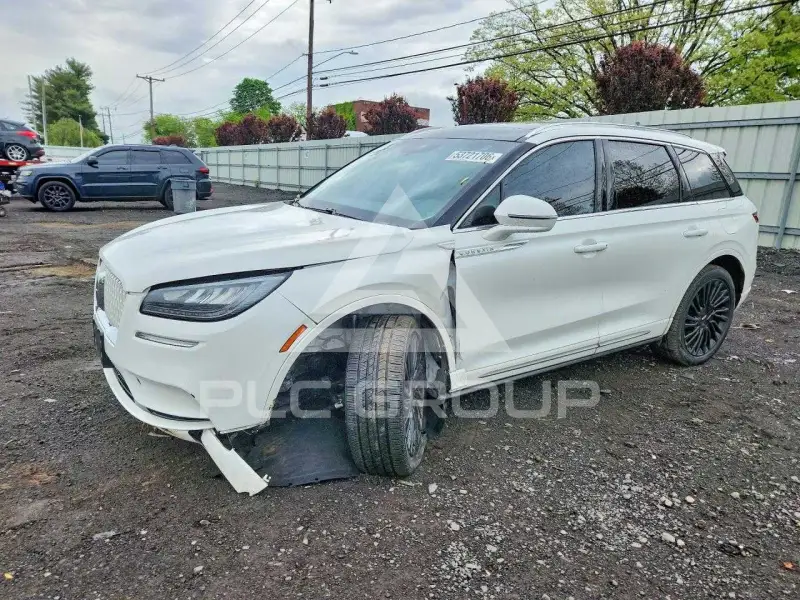 2021 Lincoln CORSAIR photo